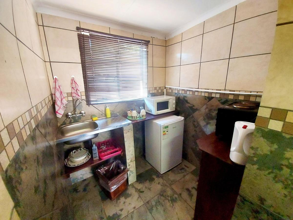 Sundown Lodge Komatipoort Rom bilde